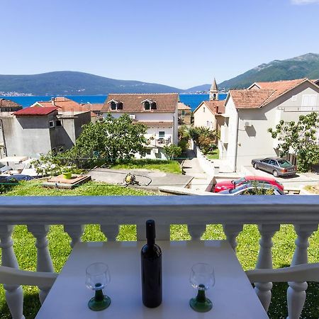 St. Roko Guest House Donja Lastva Exterior photo