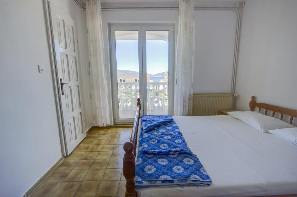 St. Roko Guest House Donja Lastva Exterior photo